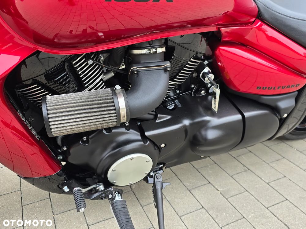 Suzuki Boulevard - 10