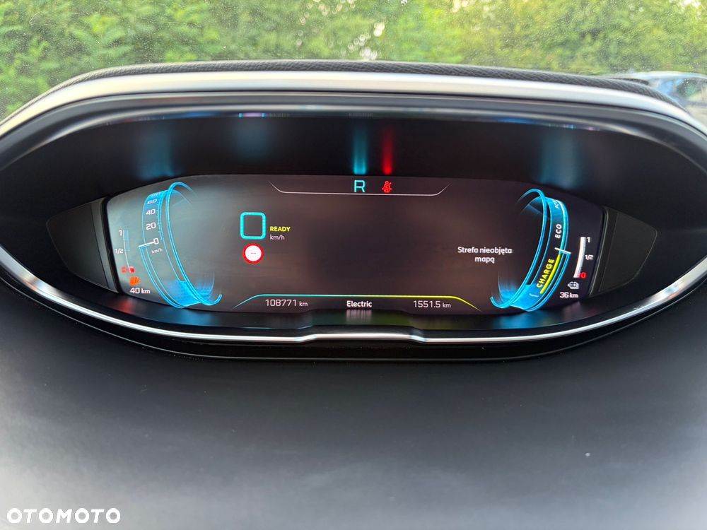 Peugeot 3008 225 e-EAT8 Allure Pack - 29