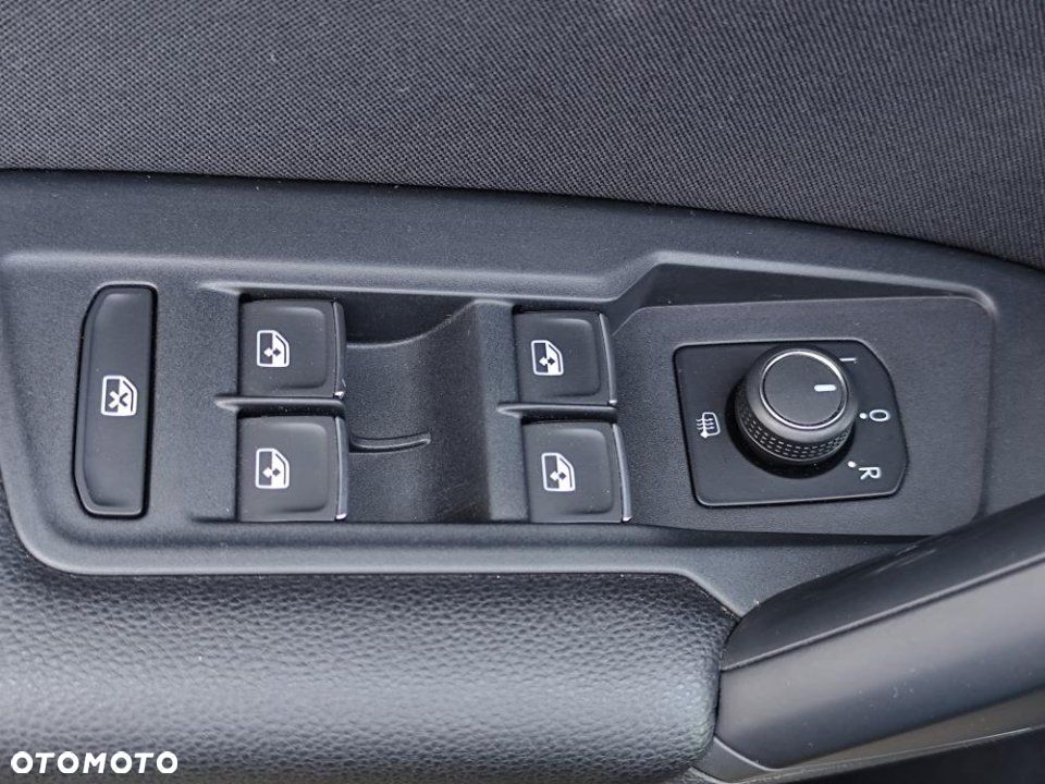 Volkswagen Tiguan - 35