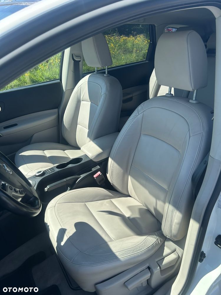 Nissan Qashqai+2 2.0 4x4 Tekna CVT - 8