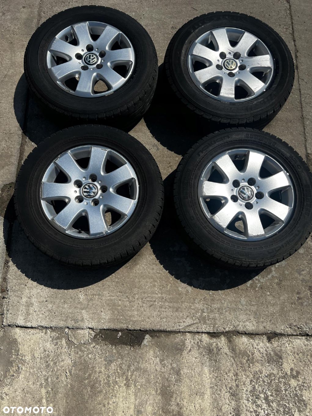 KOŁA FELGI OPONY ZIMOWE VW T5 215/65 R16C - 1