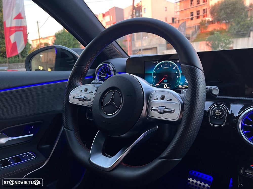 Mercedes-Benz A 250 e AMG Line - 24