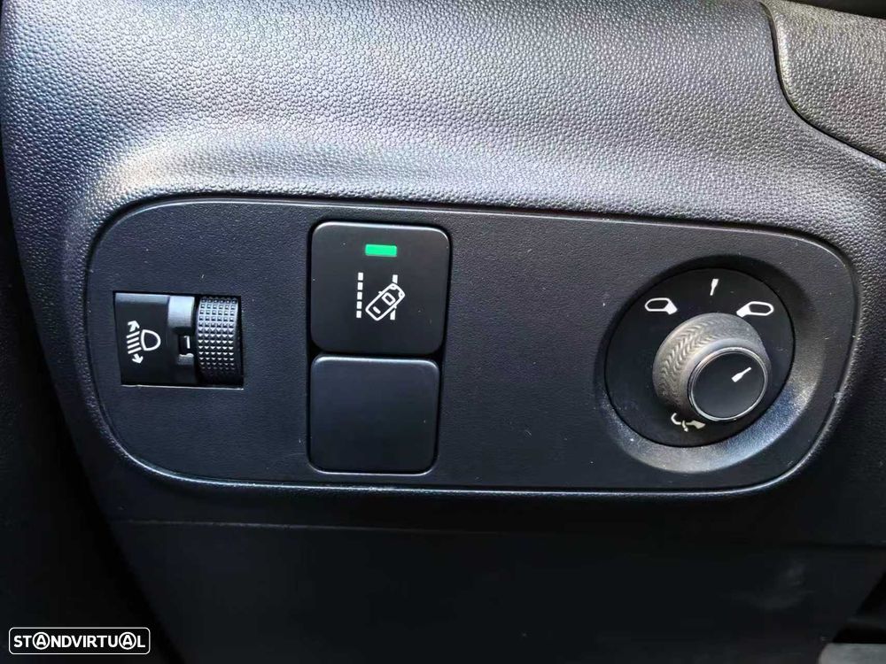 Citroën C3 1.2 PureTech Feel - 13