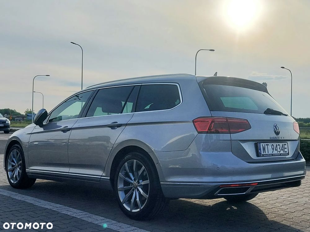Volkswagen Passat 2.0 TDI EVO Elegance - 6