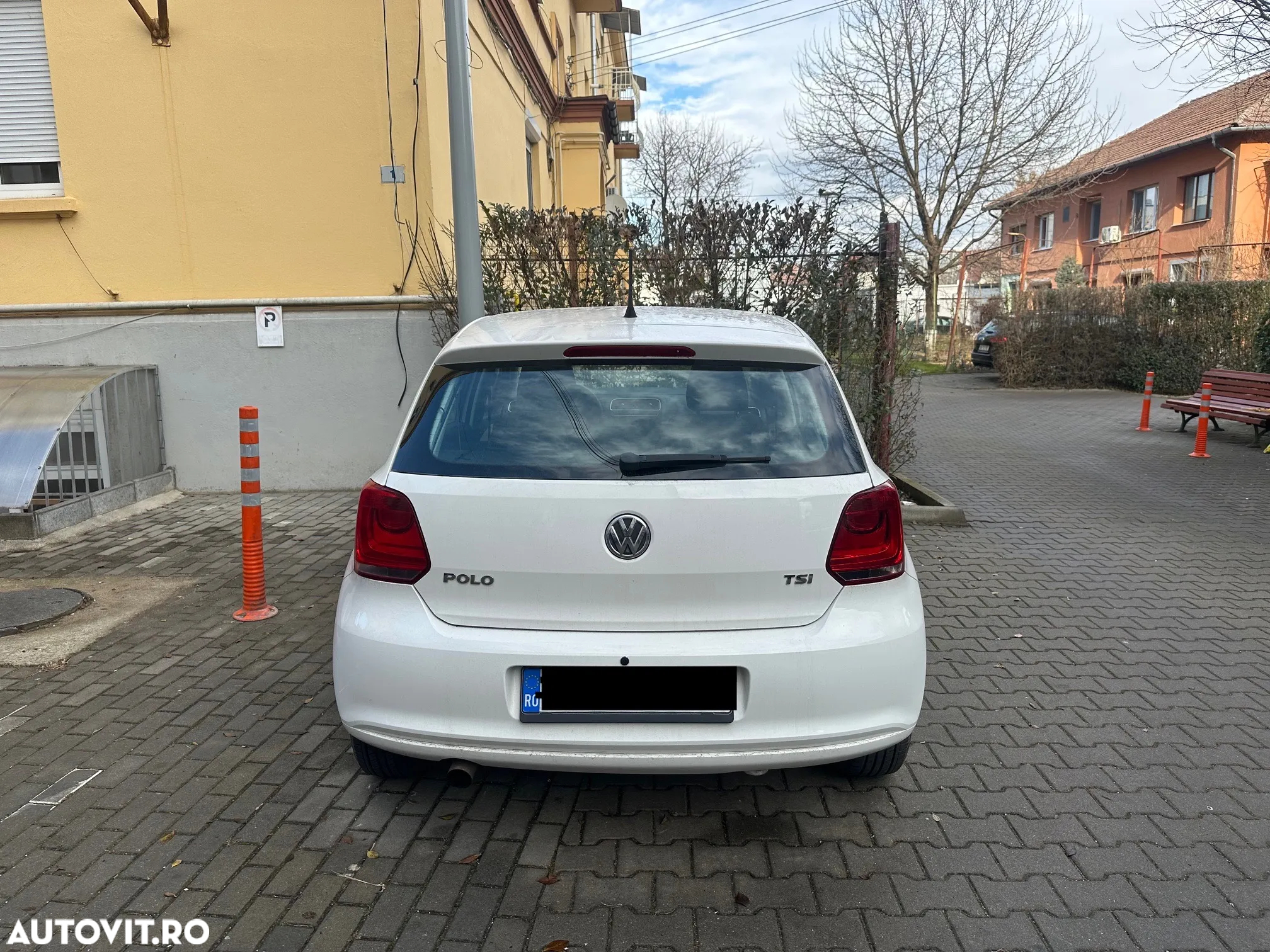 Volkswagen Polo 1.2 TSI Trendline - 2