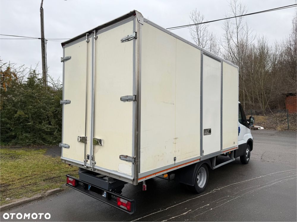 Iveco DAILY 35-170 *3.0* TYLKO 92000 km* KONTENER* Bliźniak* Tempomat* Blokada Mostu* - 5