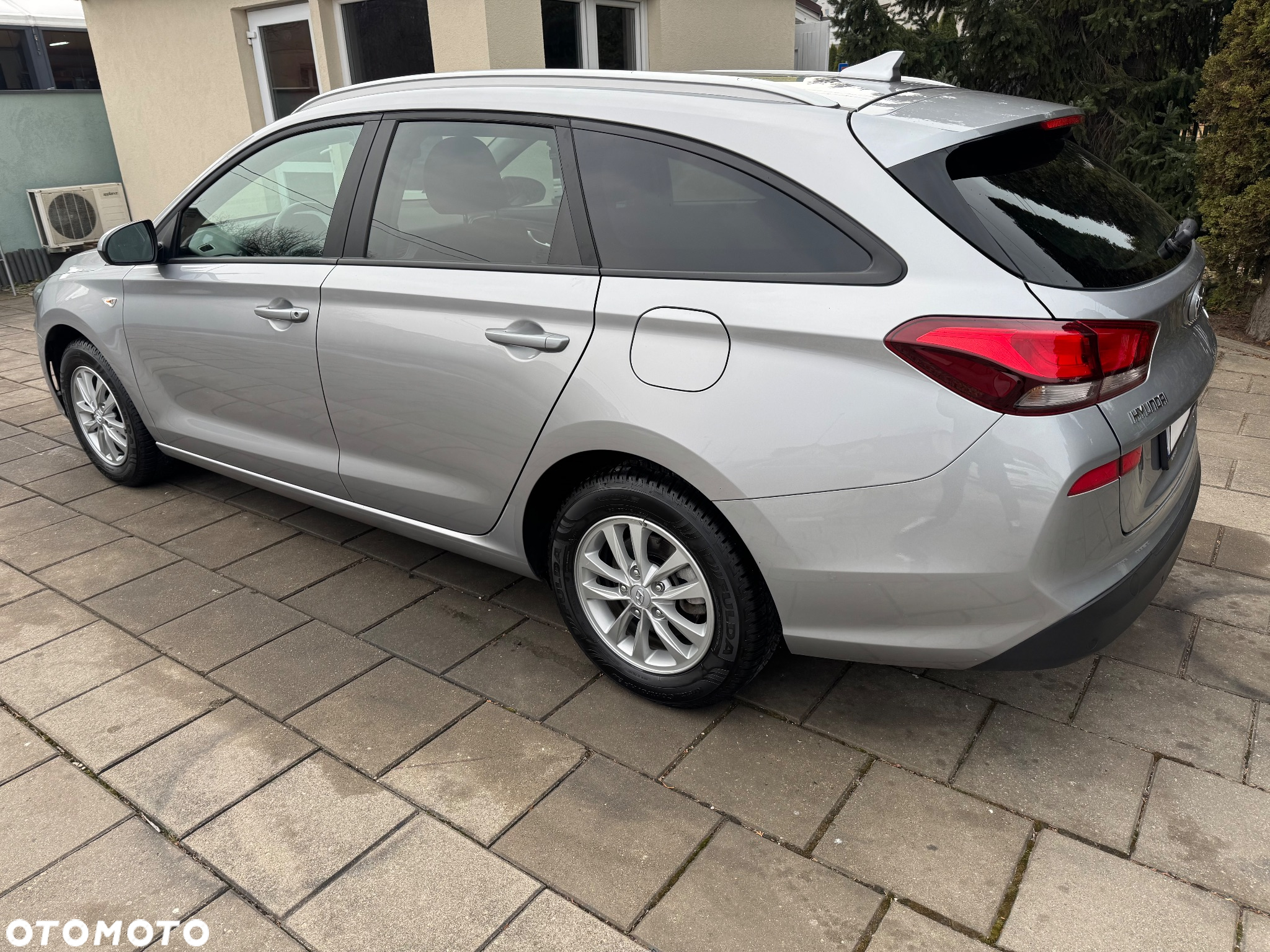 Hyundai i30 1.5 DPI Classic + - 5