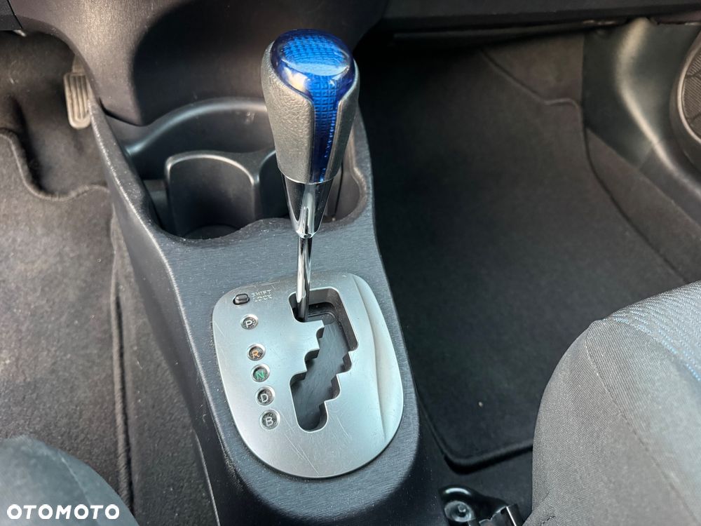 Toyota Yaris - 28