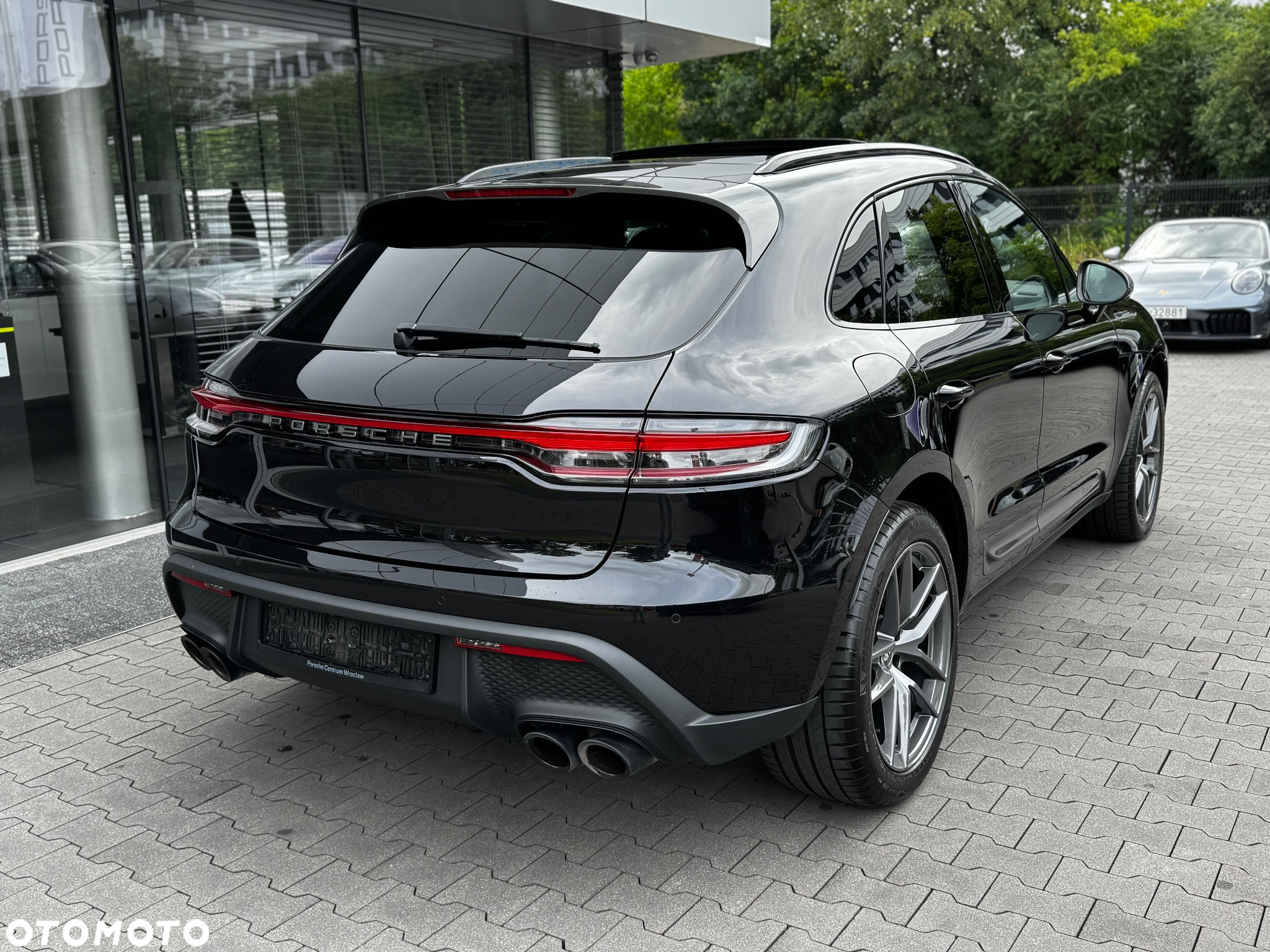 Porsche Macan T - 12