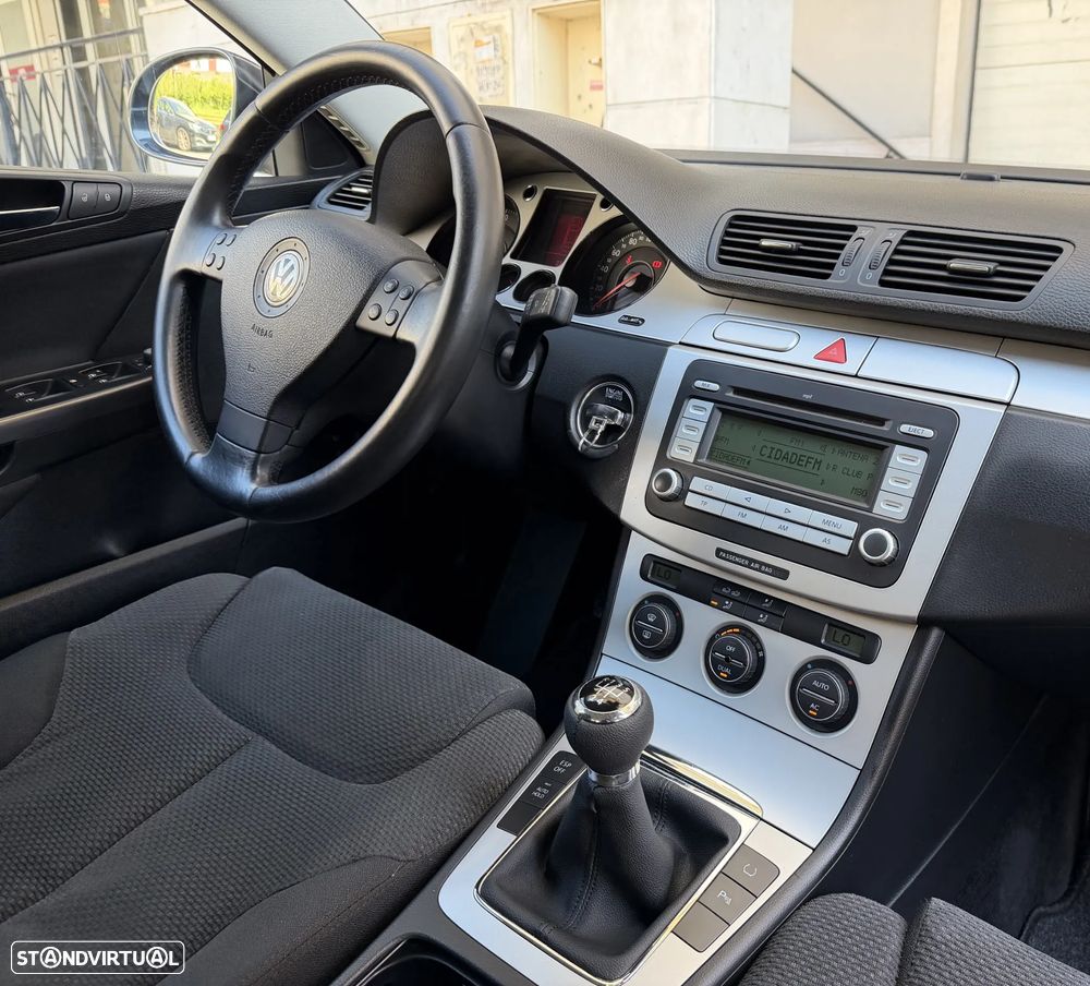 VW Passat Variant 1.9 TDI Confortline - 22