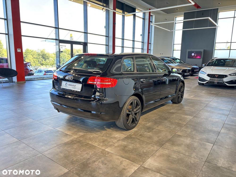 Audi A3 Sportback - 9