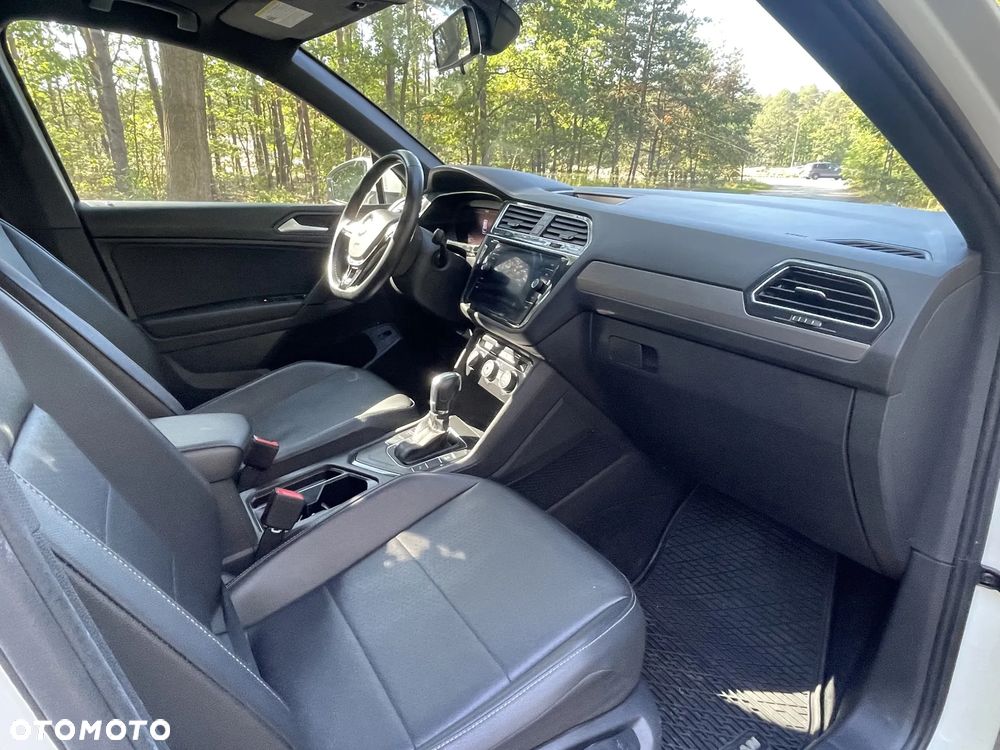 Volkswagen Tiguan Allspace 2.0 TSI 4Mot Highline DSG - 29
