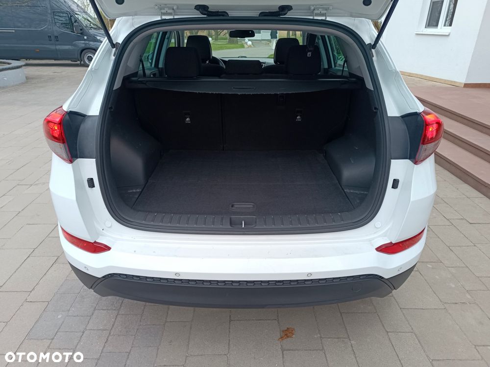 Hyundai Tucson blue 1.7 CRDi 2WD Passion Plus - 37