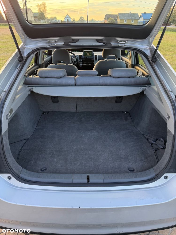 Toyota Prius 1.5 VVT-i Sol - 18