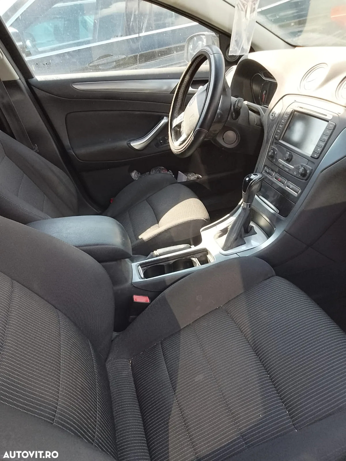 Ford Mondeo 2.0 TDCi Aut. Trend - 2