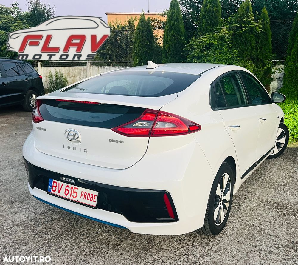 Hyundai IONIQ 1.6 GDI Premium - 4