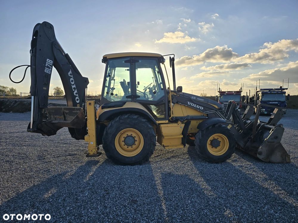 Volvo BL71B - 14