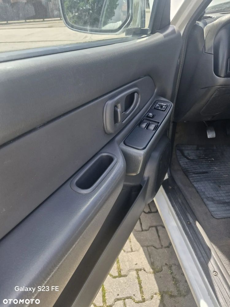 Mitsubishi L200 - 16