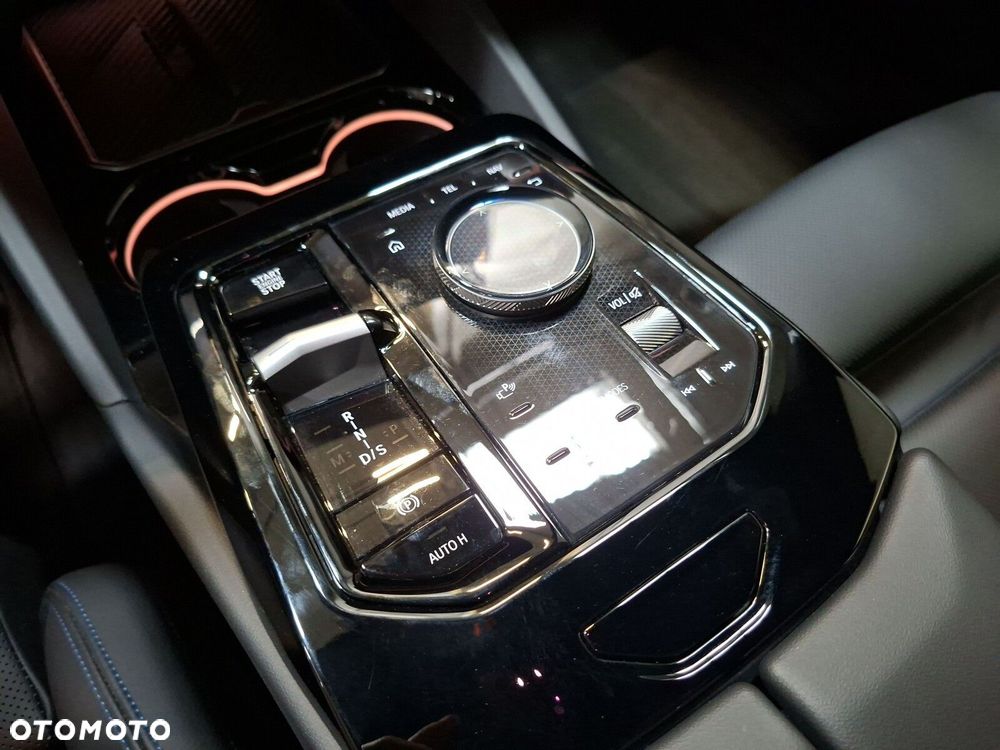 BMW Seria 5 - 17