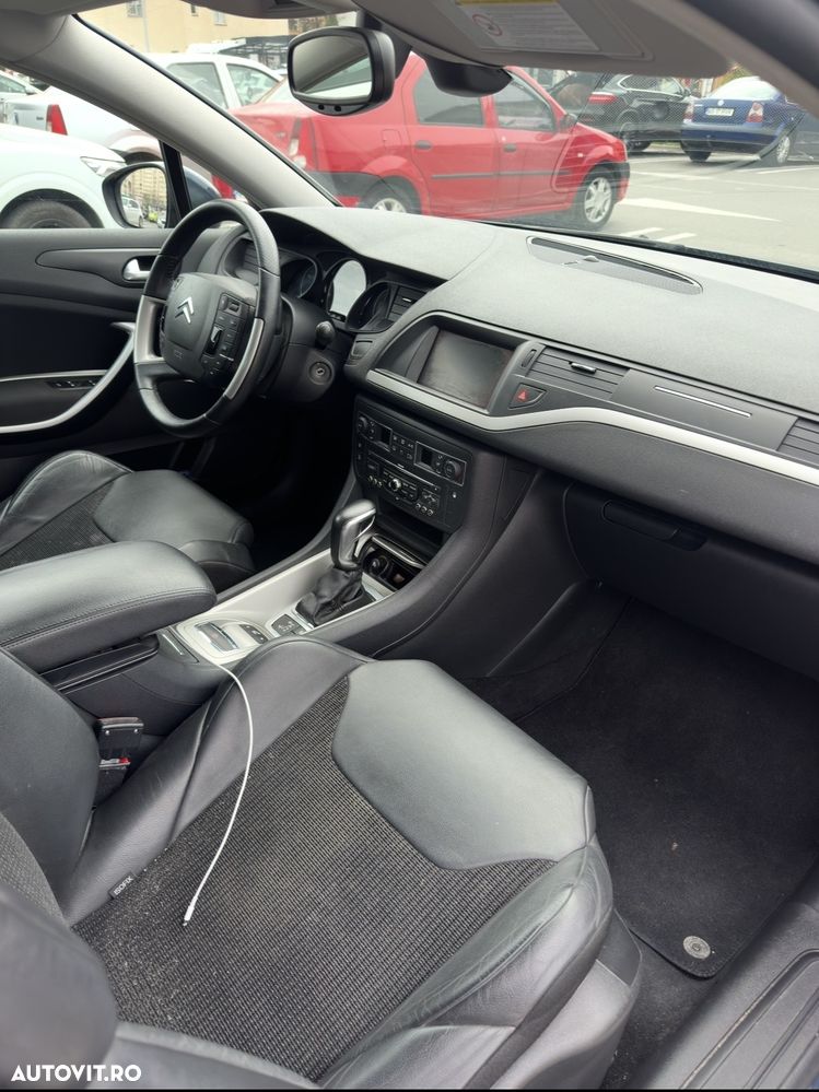 Citroën C5 2.0 16V Aut. Confort - 8