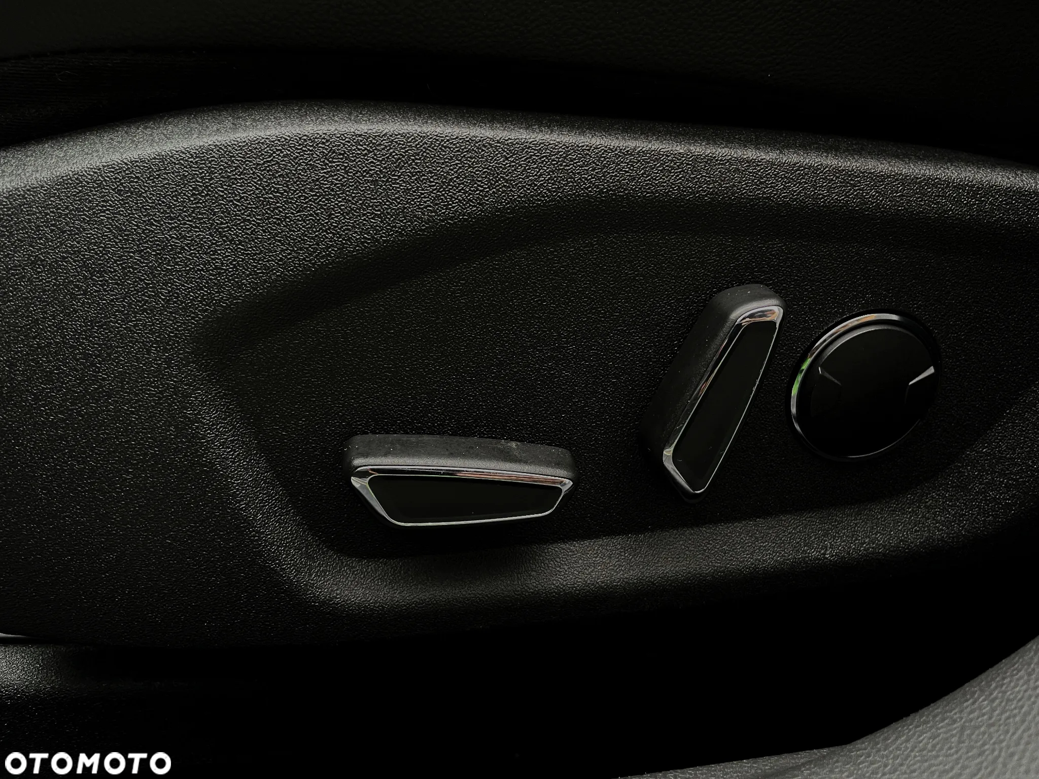Ford Mondeo 2.0 TDCi ST-Line PowerShift - 28