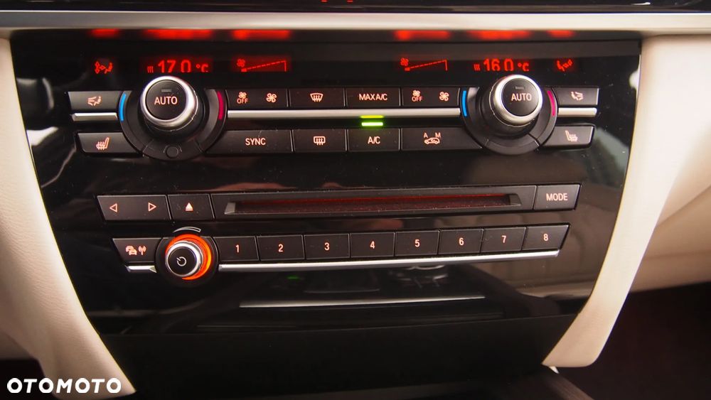 BMW X5 xDrive25d Sport-Aut - 27