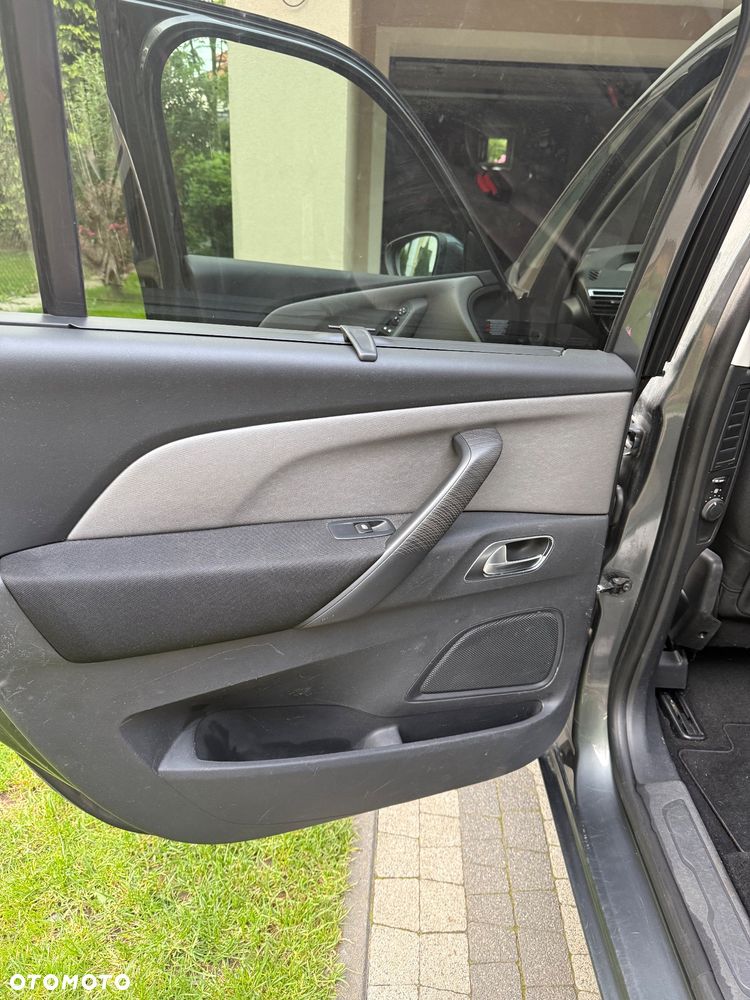 Citroën C4 Picasso 1.6 HDi Seduction - 16