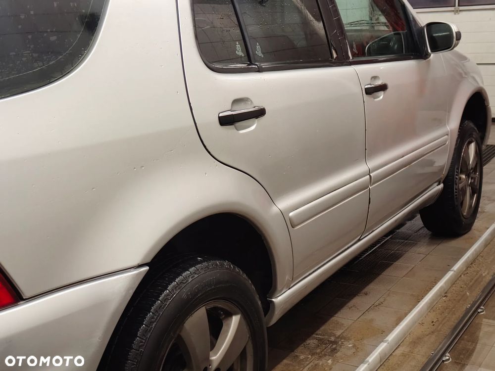 Mercedes-Benz ML - 8