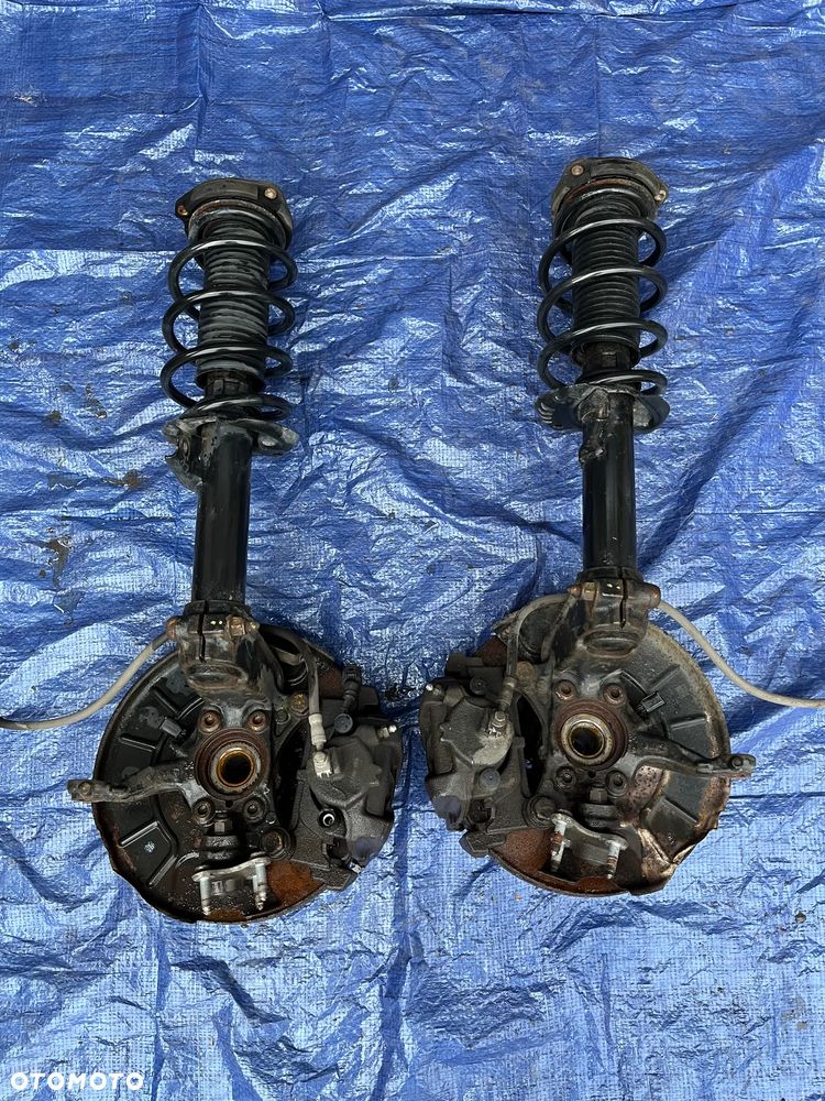 ZWROTNICA AMORTYZATOR audi q3 U8 LIFT 5N0413031 AT 5N0413031AS AUDI Q3 ZWROTNICA TIGUAN 5N0 2.0 TDI - 5