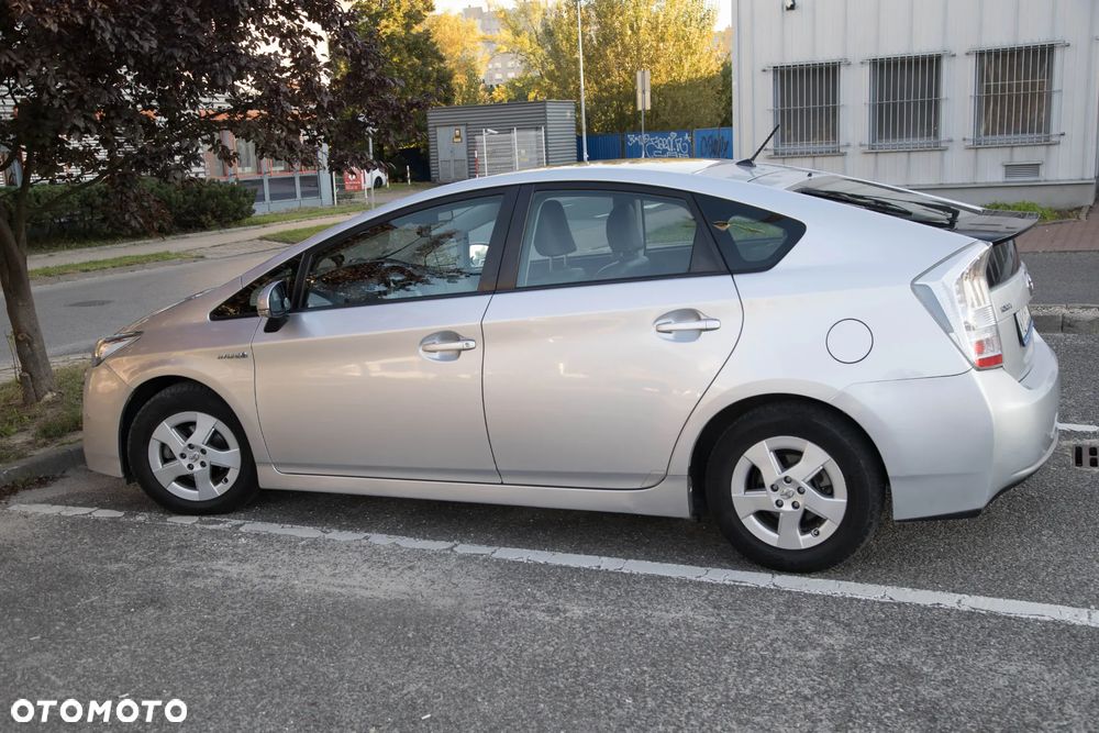 Toyota Prius - 22