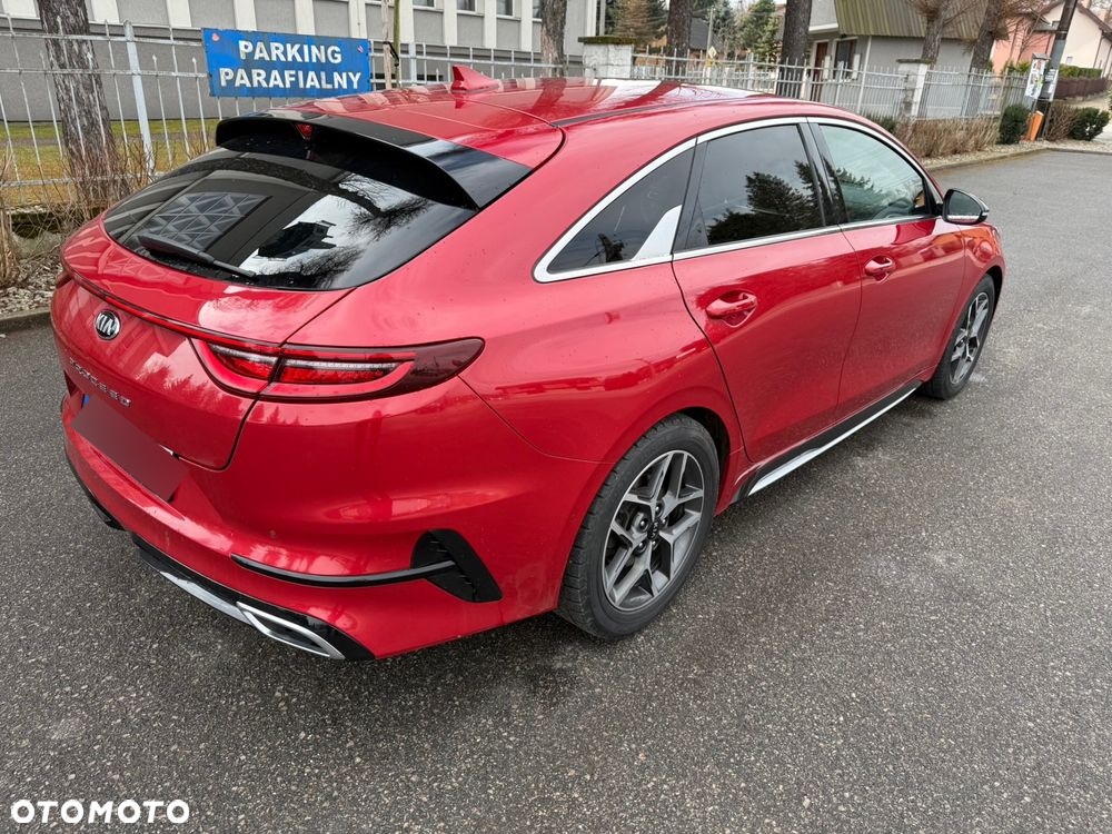 Kia ProCeed 1.6 CRDi SCR GT LINE - 4