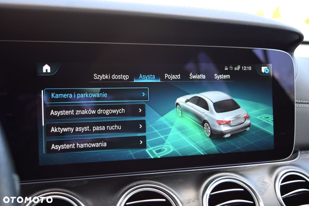 Mercedes-Benz Klasa E 220 d 4-Matic AMG - 29