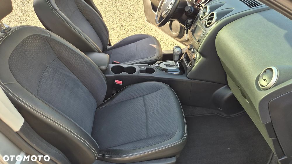 Nissan Qashqai 2.0 Tekna Premium CVT - 22