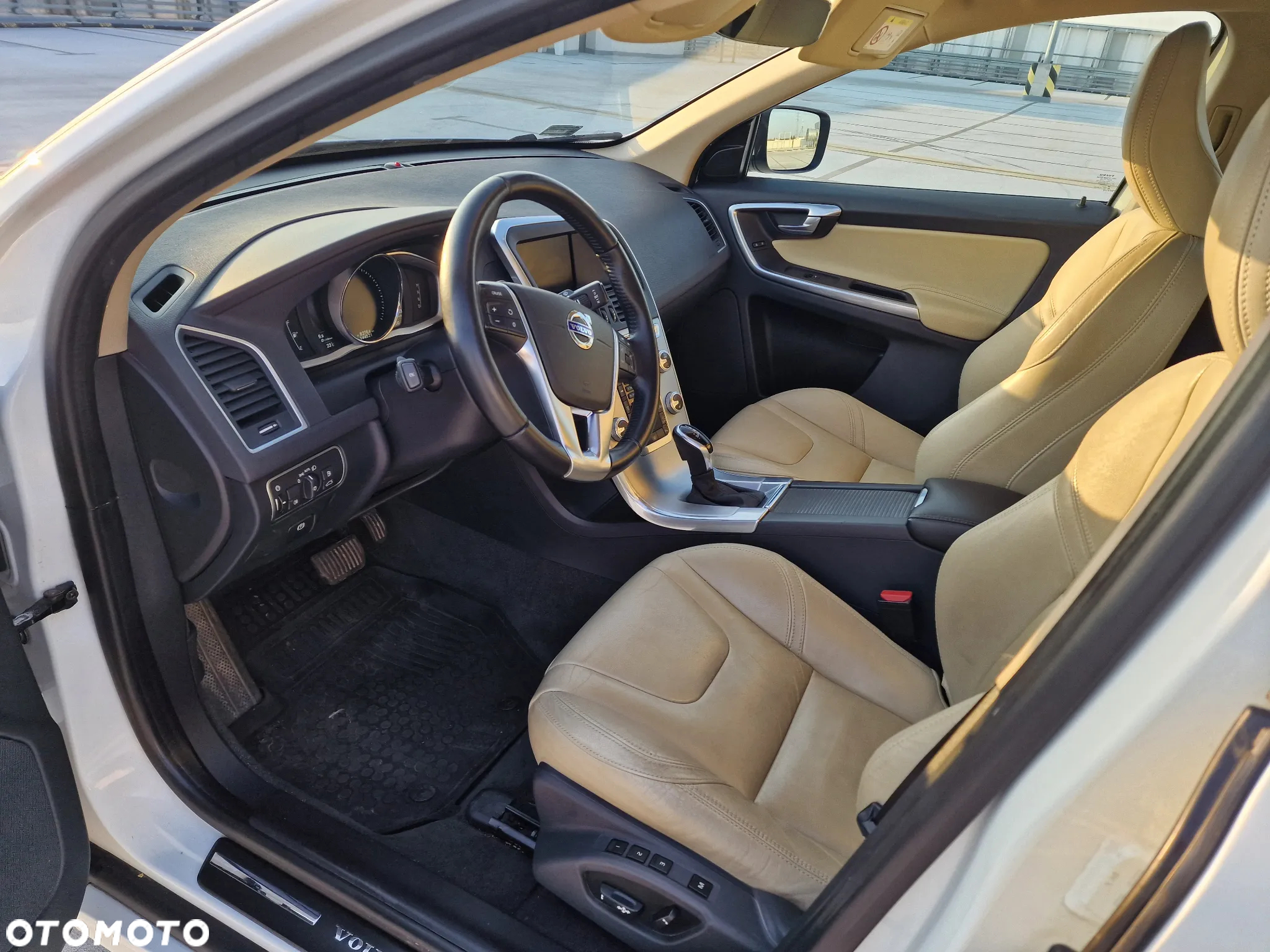 Volvo XC 60 D4 AWD Summum - 8