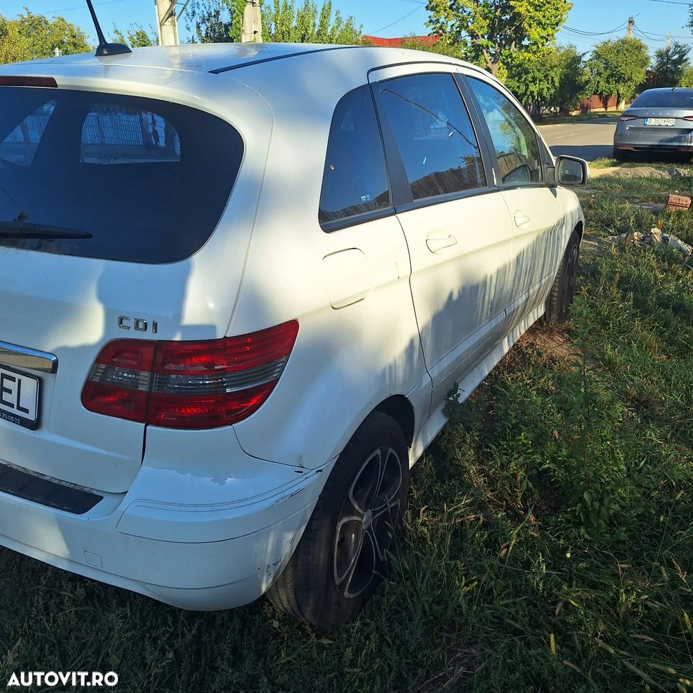 Mercedes-Benz B 180 CDI Autotronic - 6