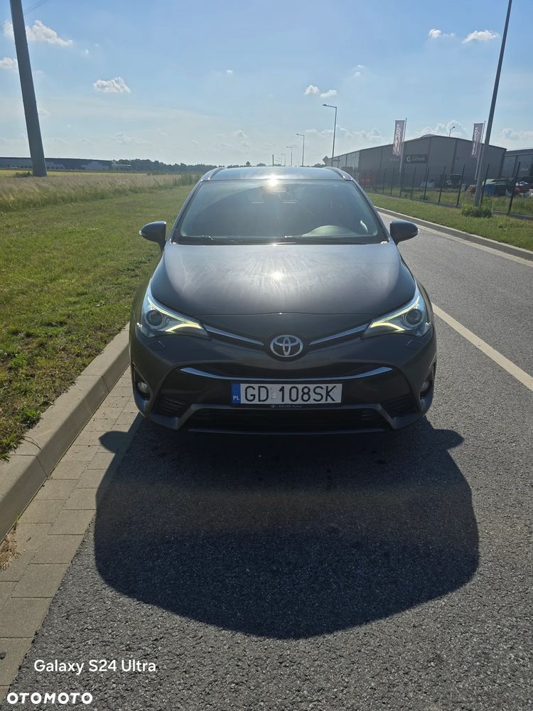 Toyota Avensis 2.0 Prestige MS - 1