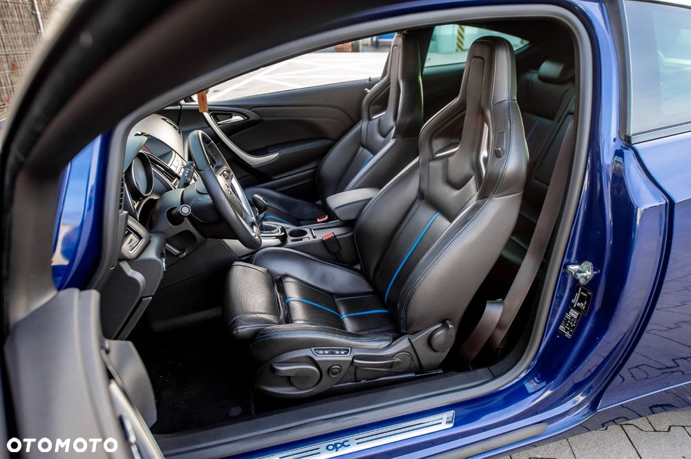 Opel Astra OPC Start/Stop - 22