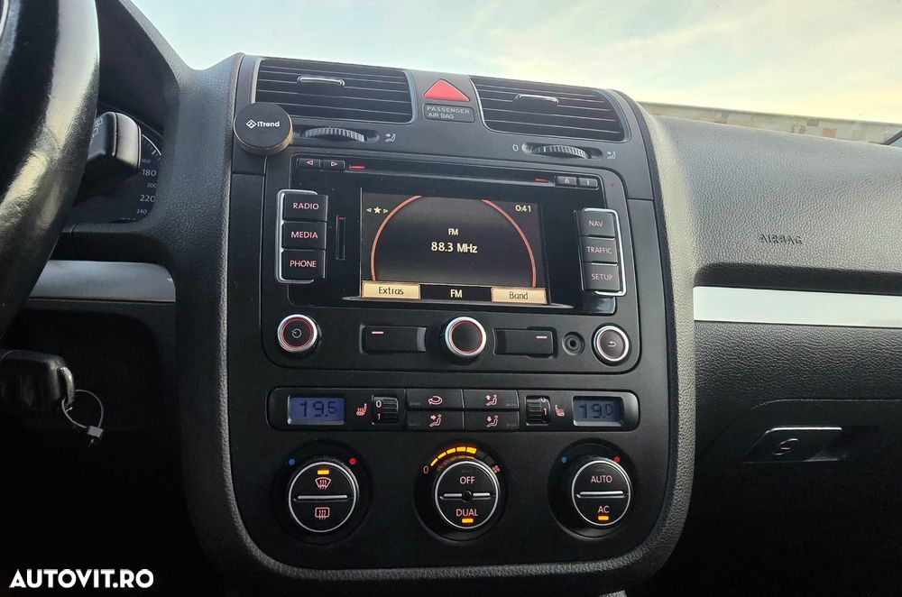 Volkswagen Golf 2.0 TDI Sportline - 13