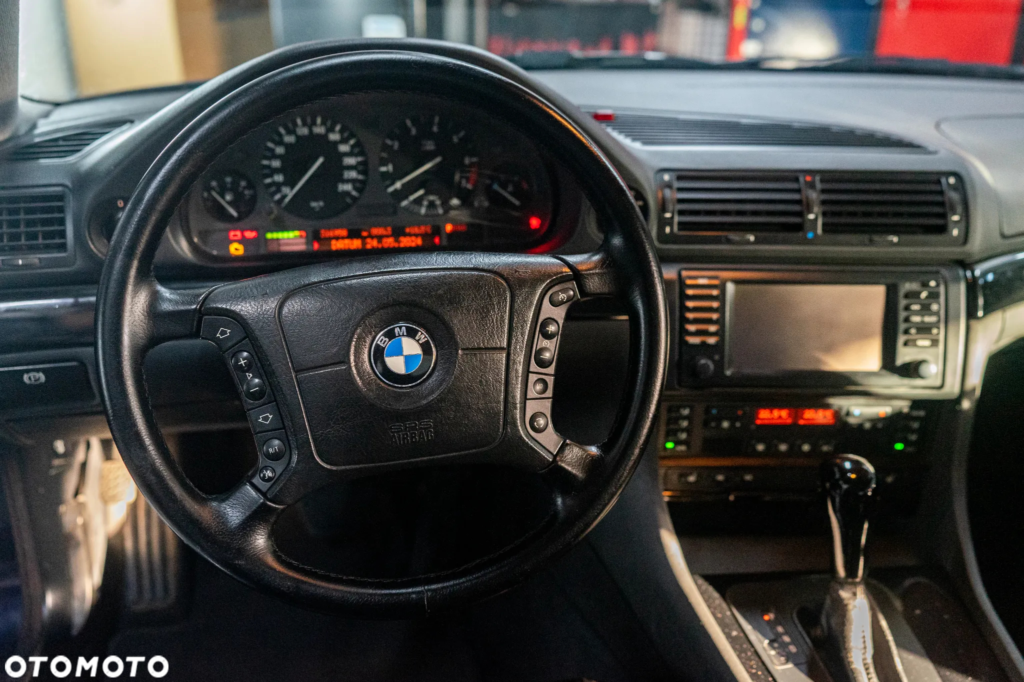 BMW Seria 7 728i L - 3