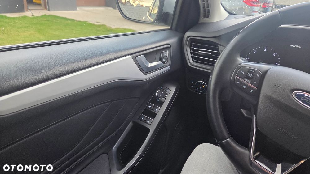 Ford Focus - 12