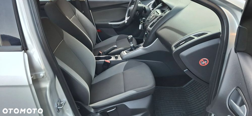 Ford Focus - 9