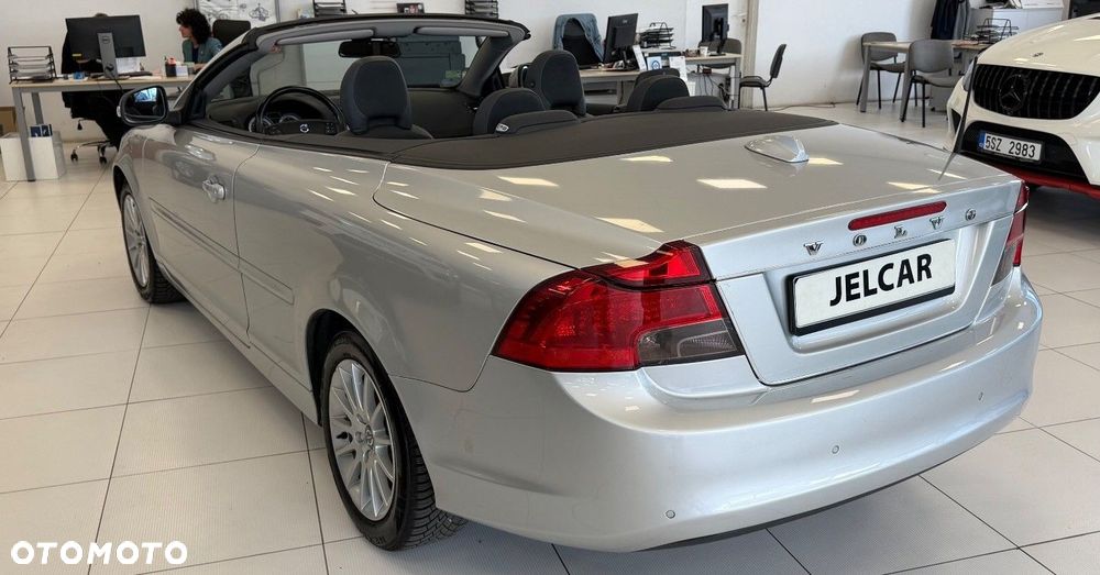 Volvo C70 2.0D Momentum - 14