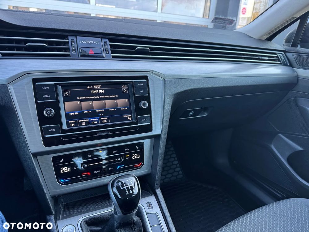 Volkswagen Passat 1.5 TSI EVO Elegance - 10