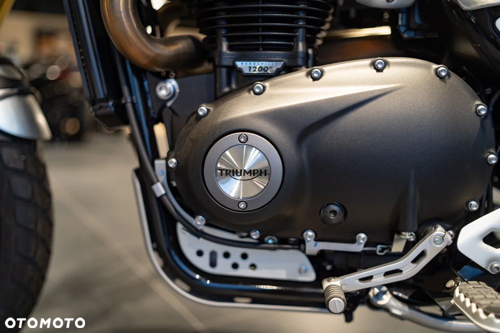 Triumph Scrambler - 12
