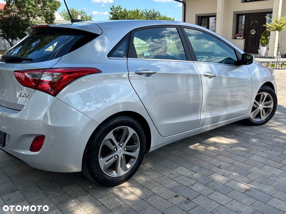 Hyundai i30 1.6 CRDi Premium - 13