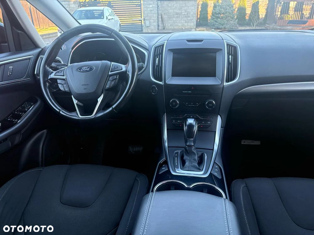 Ford S-Max - 15