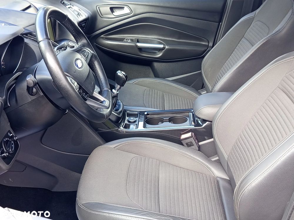 Ford Kuga 2.0 TDCi FWD Edition - 20