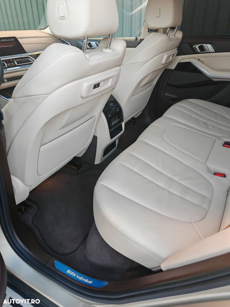 BMW X5 xDrive40i - 32