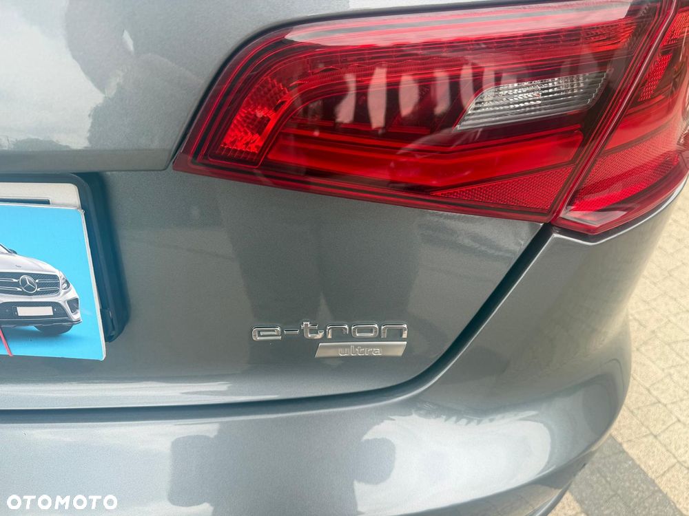Audi A3 Sportback 1.4 TFSI e-tron S line Sportpaket - 30