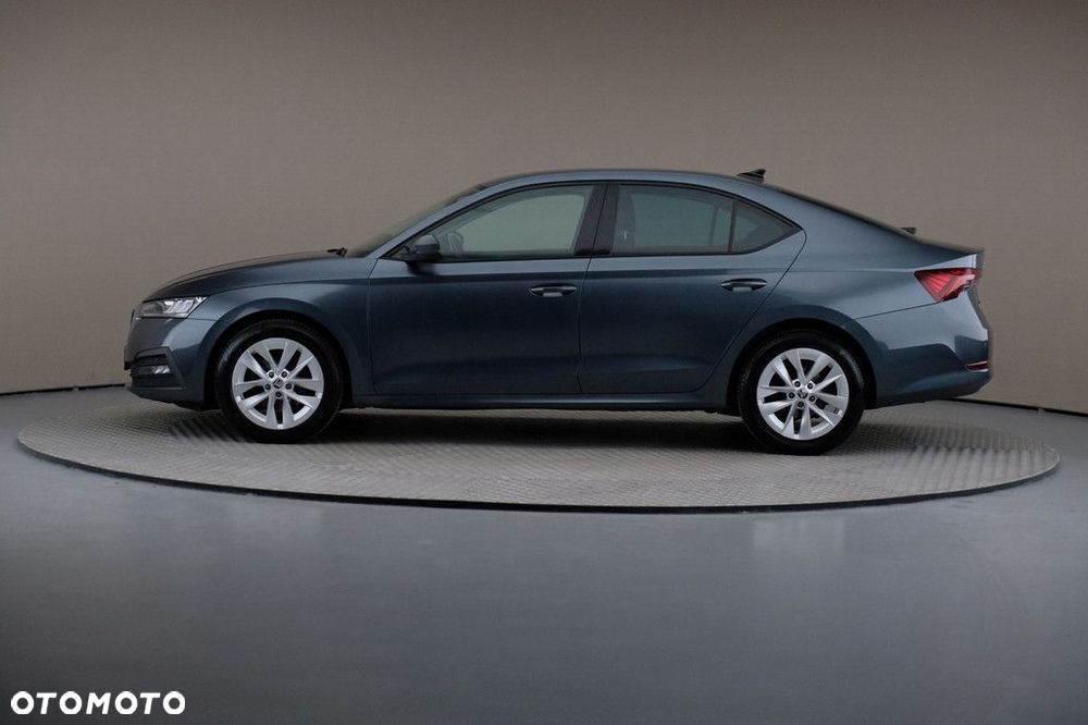 Skoda Octavia - 4